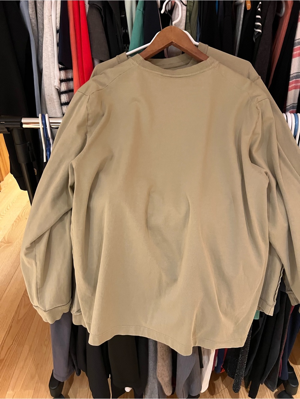 lululemon athletica Long Sleeve Tee in Light Khaki